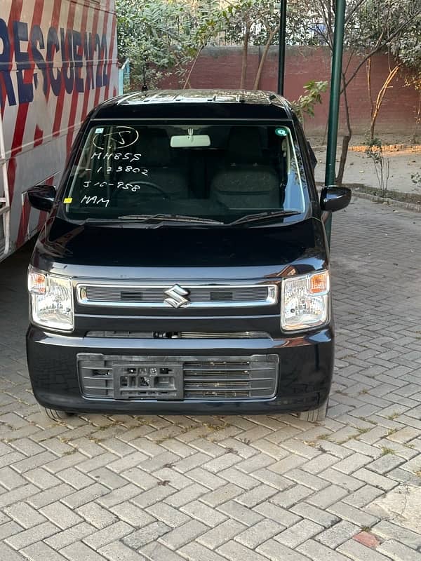 Suzuki Wagon R 2021/2025 4