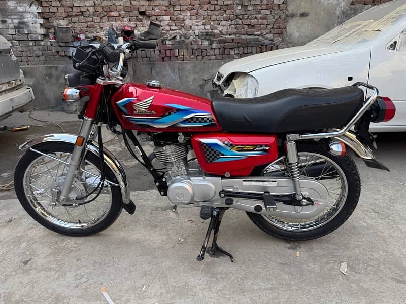 Honda 125 2024 Low Millage 4