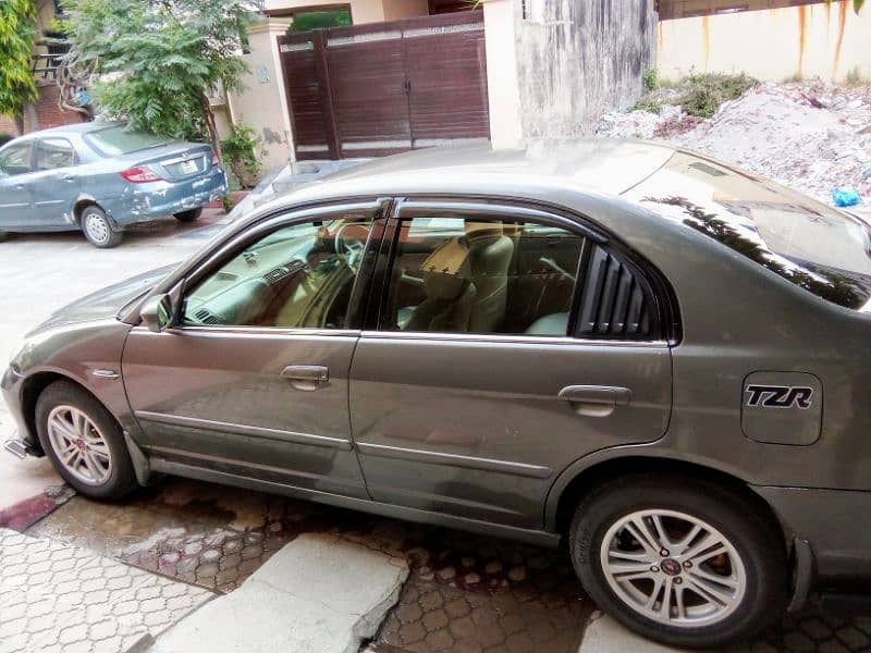 Honda Civic EXi 2004 2