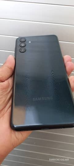 Samsung A04s 4 /128gb Superb condition