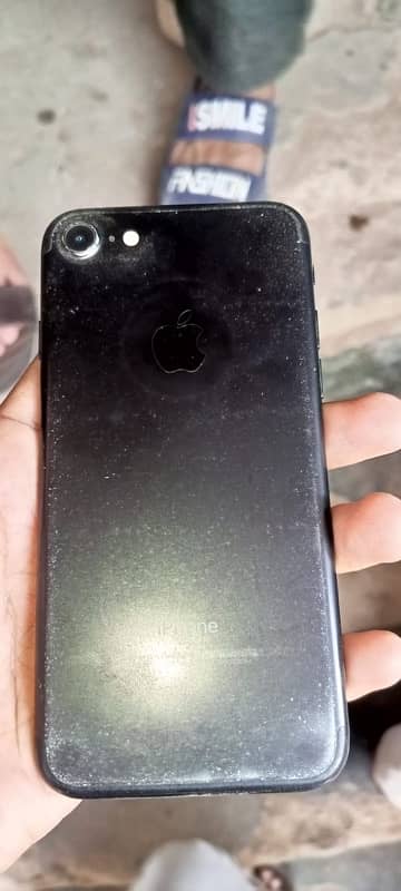 iPhone 7 non PTA 3