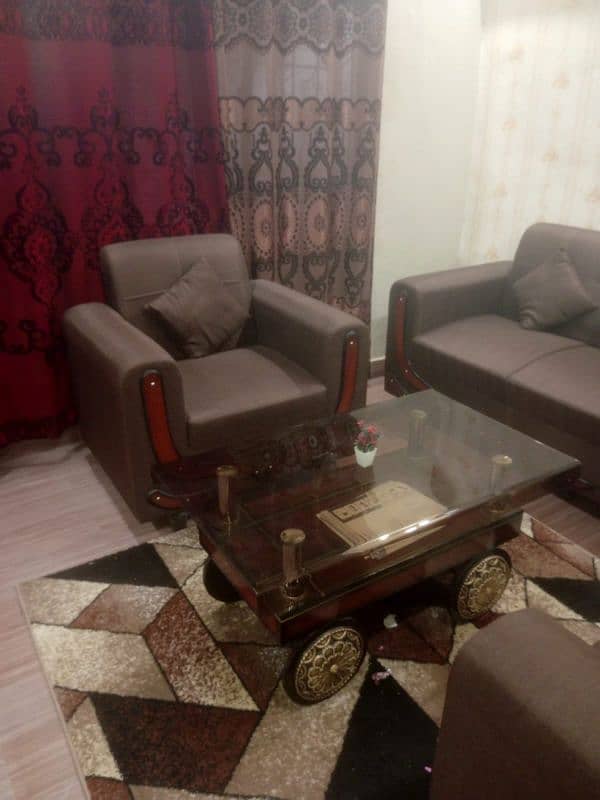 Sofa set with unique centar Tabal 2