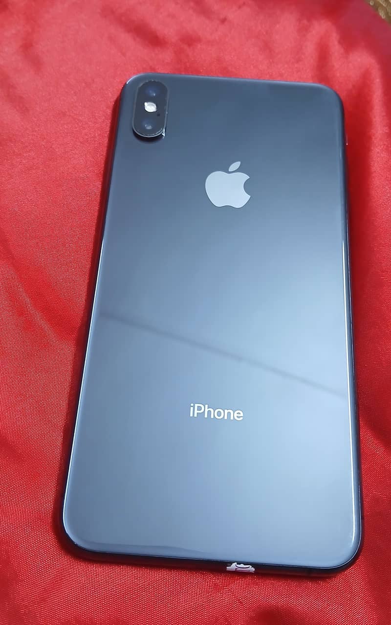 Apple iPhone XS Max 0