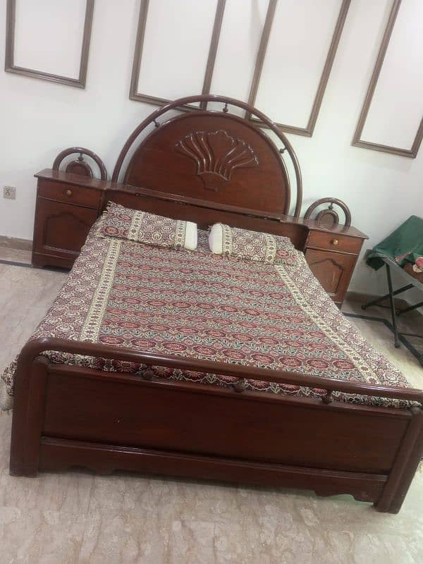 Pure wood bed and dressing table 4