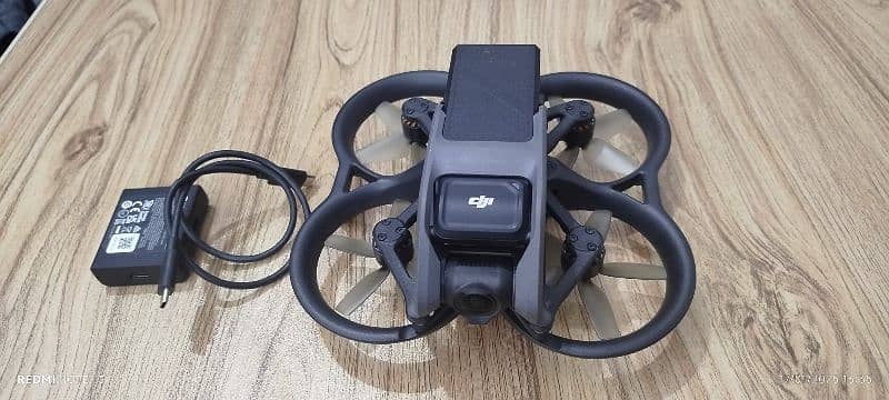 DJI avata 1 with remote control fpv1 and battery 2