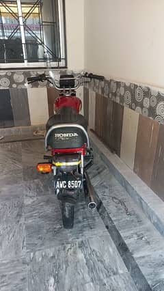 Honda cd 70 2022/24 lahore registered