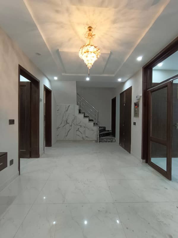 5 Marla Brand New Luxury House Ready For Sale 8