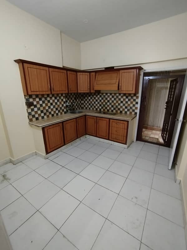 1 Bed Lounge Studio Flat For Rent 2