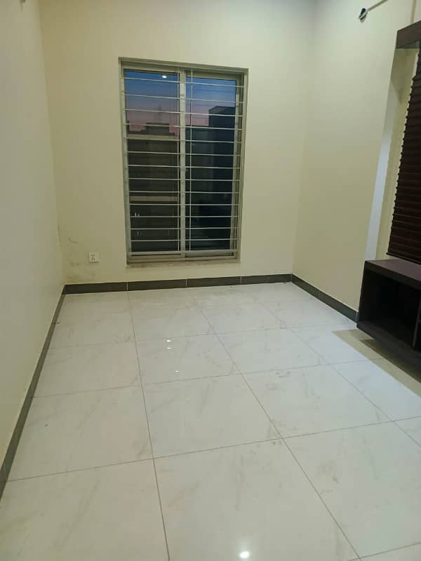 3.5 Marla House For Rent In Dream Avenue Society Lhr. 18