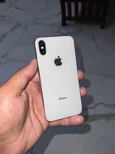 i’m selling iphone X 64gb pta approved 100% health