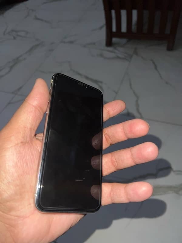 i’m selling iphone X 64gb pta approved 100% health 1