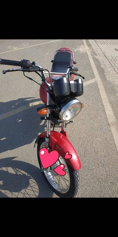 Yamaha YB 125Z 4