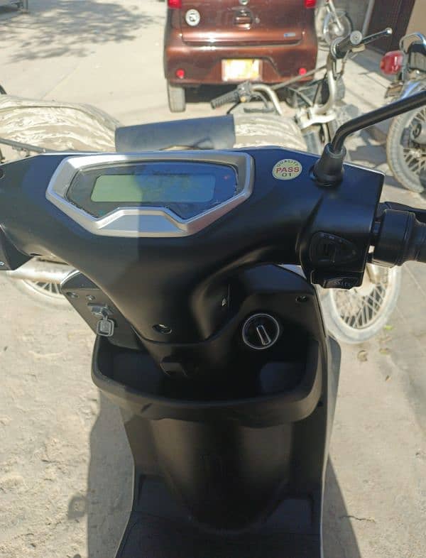 Electric Scooty for sale 2