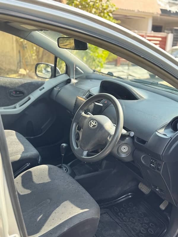 Toyota Vitz 2014 4