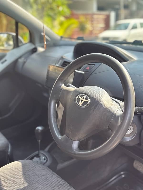 Toyota Vitz 2014 6