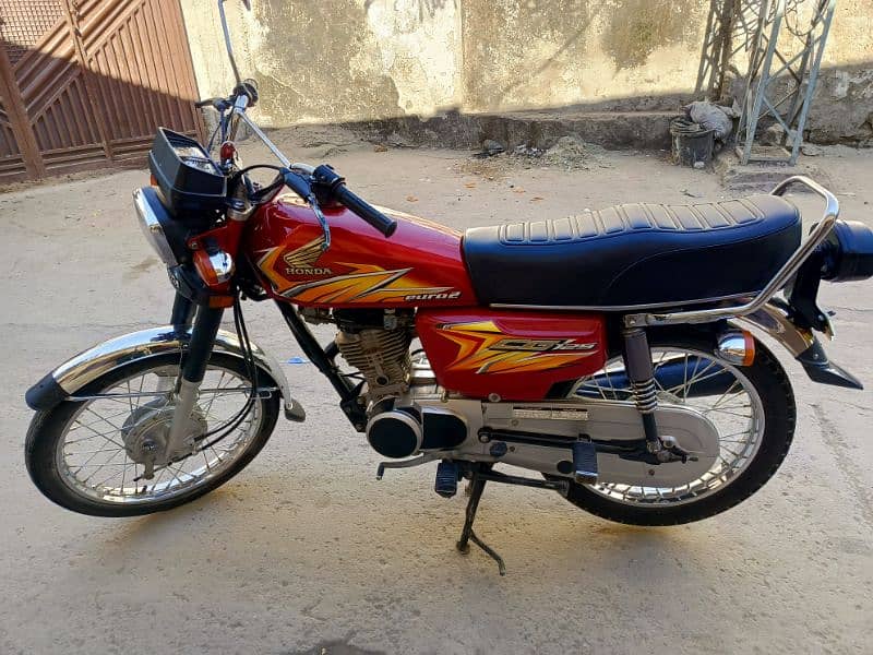 Honda CG 125 Islamabad no 6