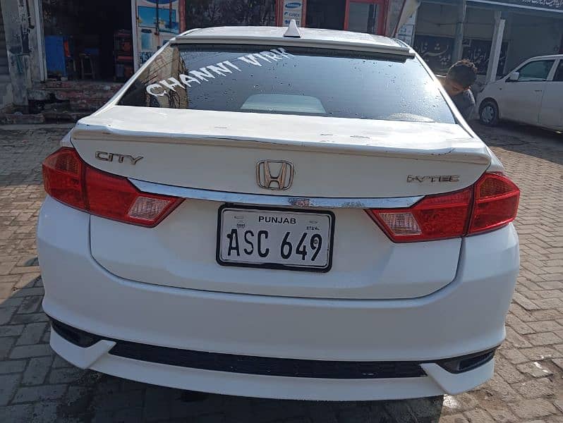 Honda City IVTEC 2023 4