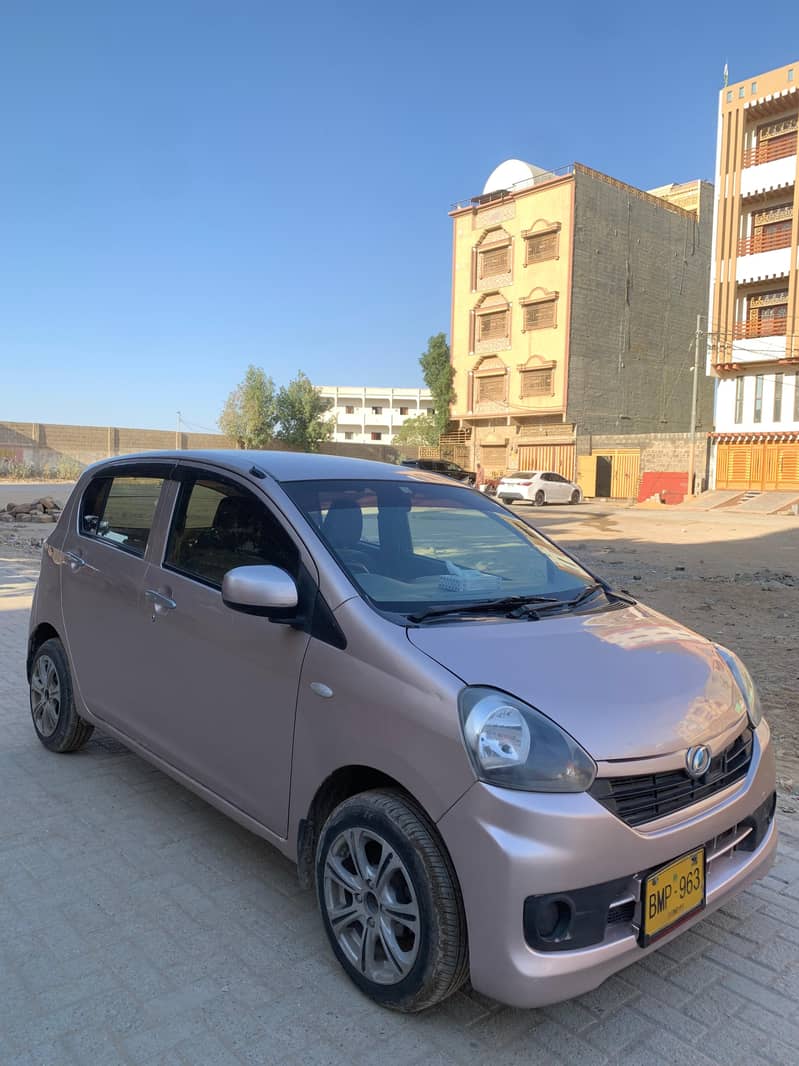 Daihatsu Mira 2014 1