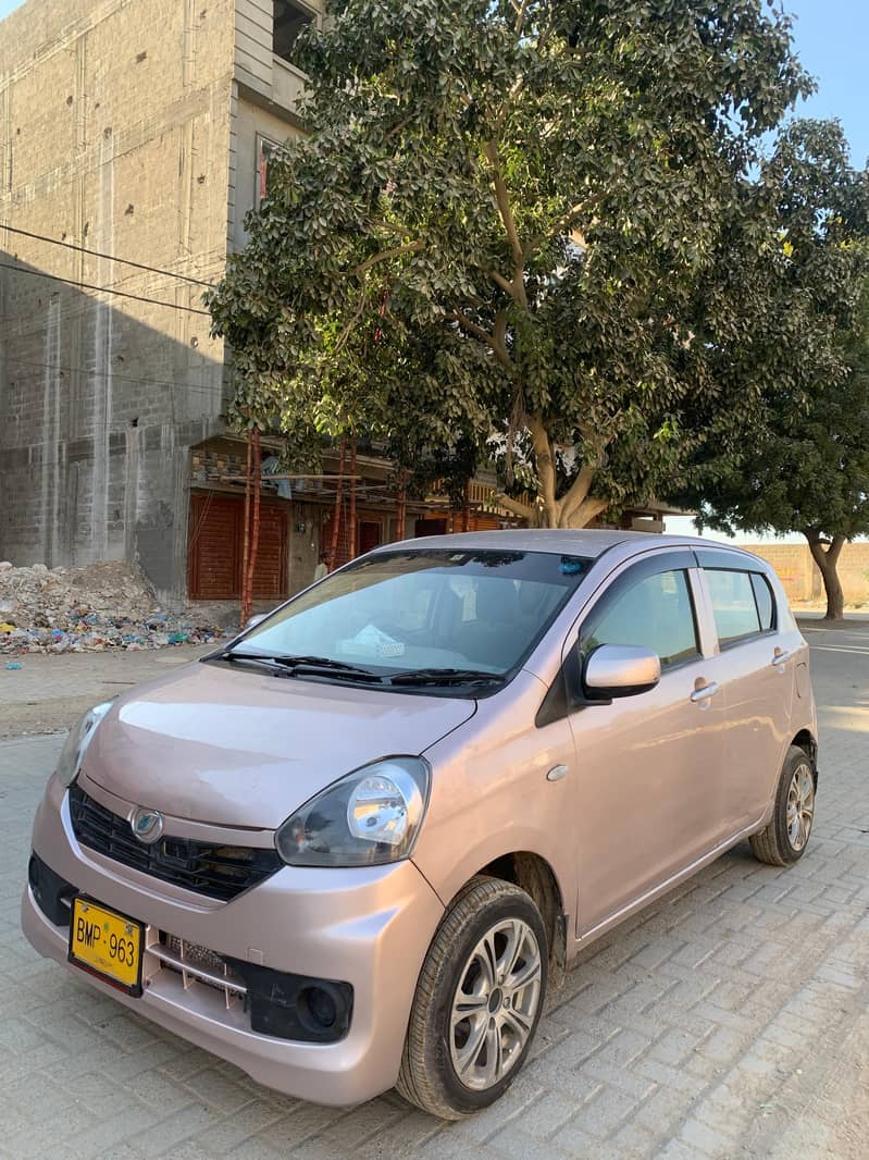 Daihatsu Mira 2014 2