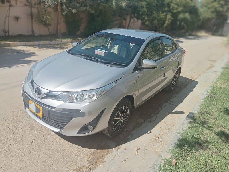 *Toyota Yaris 1.3 Top variant 2020*  1 owner 8