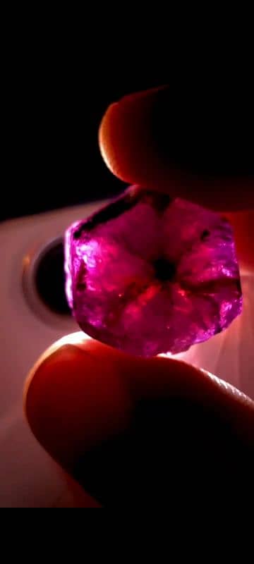 Very Beautiful Natural Pink Sapphire Trapiche in  natural position 1