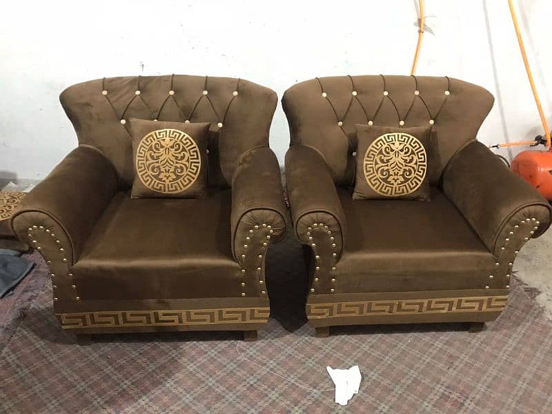 5 seater sofa 10