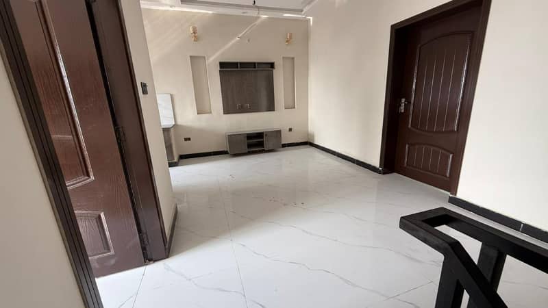 3.5 Marla House For Rent In Dream Avenue Society Lhr. 4