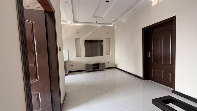 3.5 Marla House For Rent In Dream Avenue Society Lhr. 14