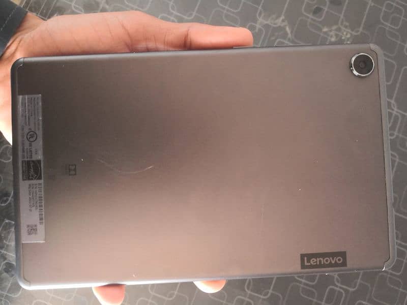 Lenovo Tab M8 1