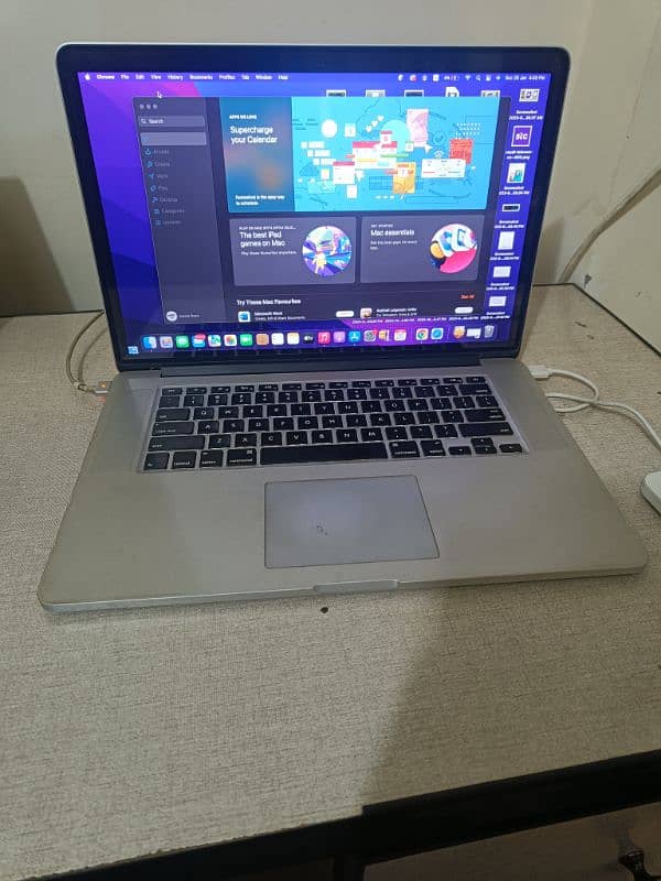 MAC BOOK PRO 2015 1