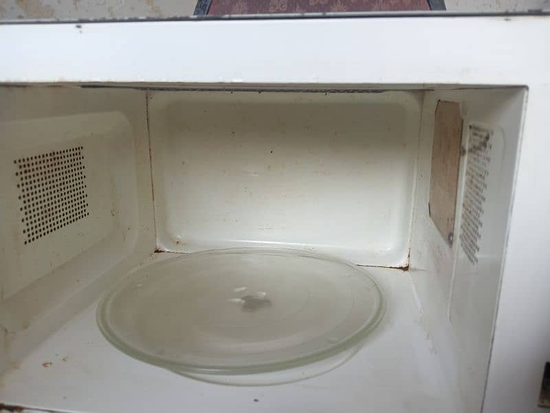 Dawlance microwave oven 2