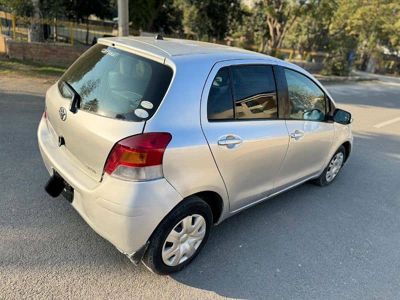 Toyota Vitz 2009/2011 8