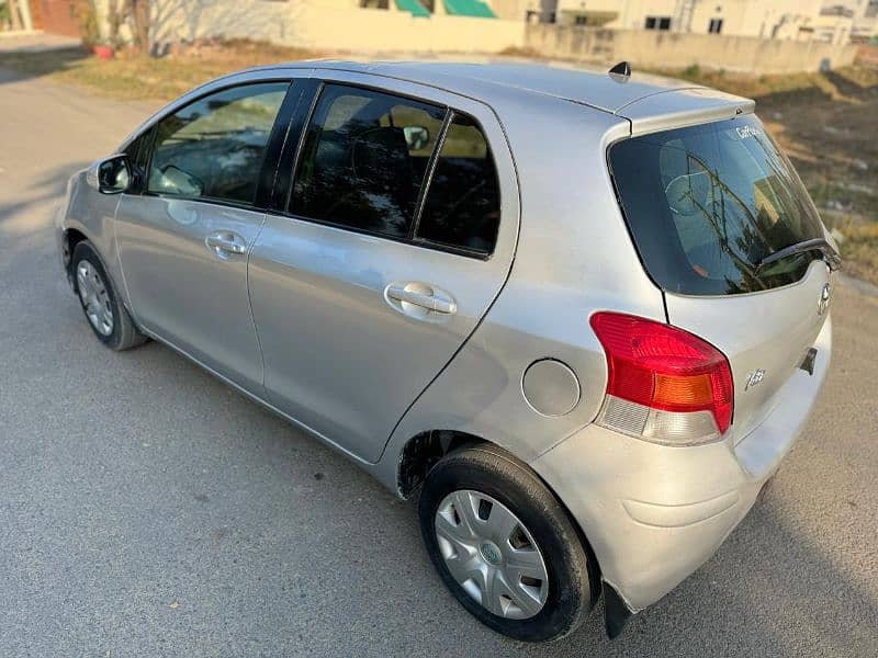 Toyota Vitz 2009/2011 9