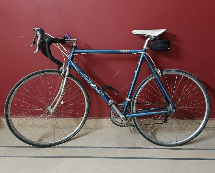 Road/Tour bicycle for sale 0