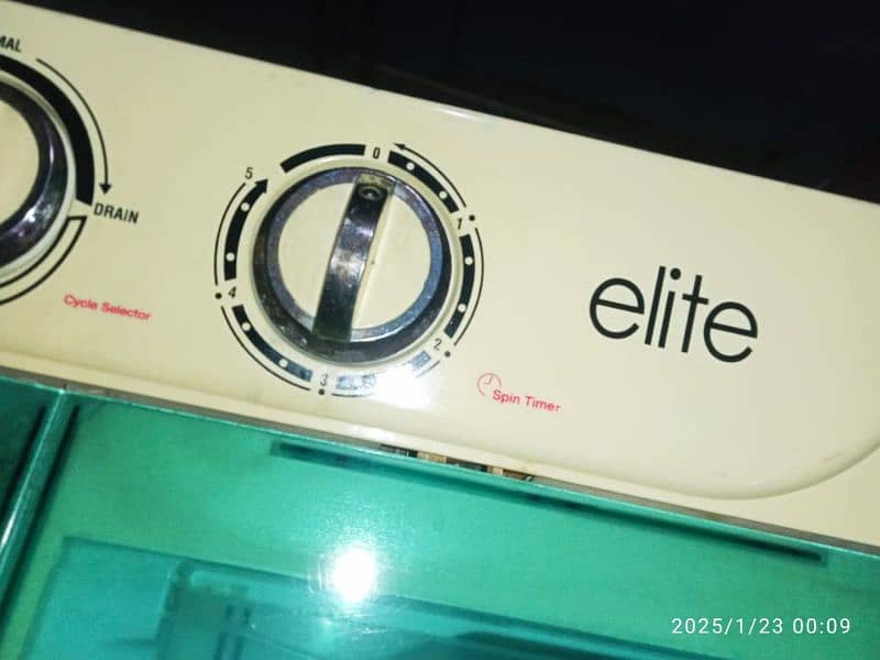 Kenwood homege washing machine twin tub model number KWM920SA Elite 16