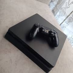 play station 4 slim