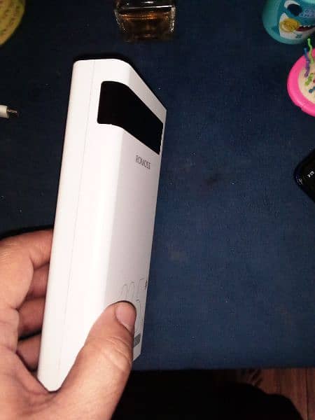 ROMOSS 22.5W 30000mAh Power Bank 4