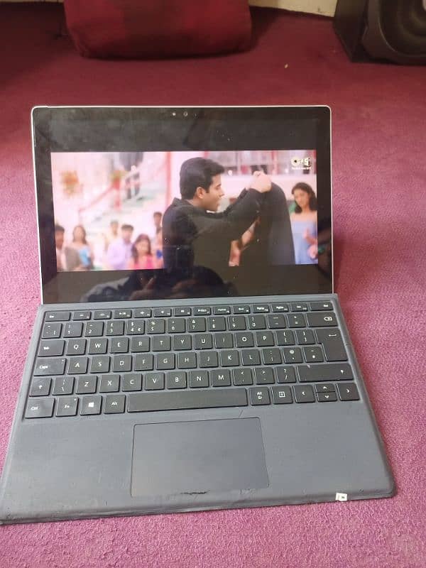 Surface pro 8/256 laptop+tablet 0