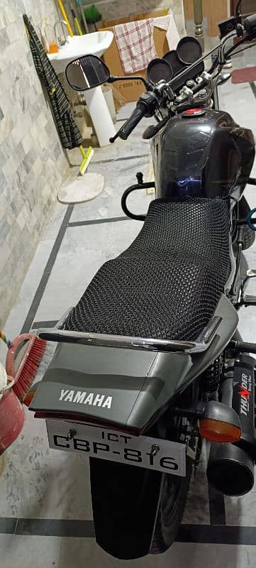 Yamaha 125g 1