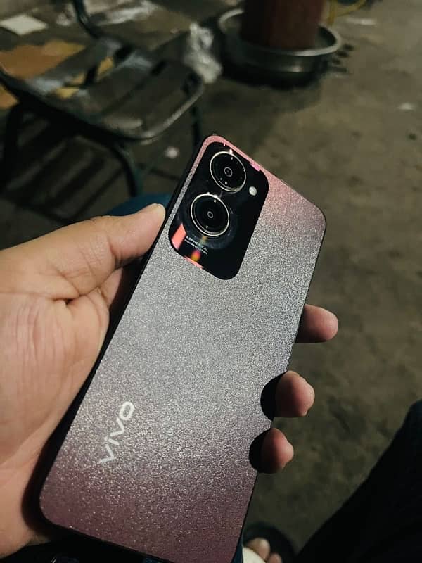 vivo y 18 with box 2