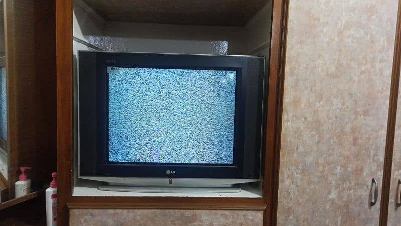 LG TV 1