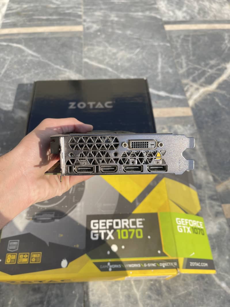 Zotac GTX 1070 8 Gb 256 Bit with complete Box 4