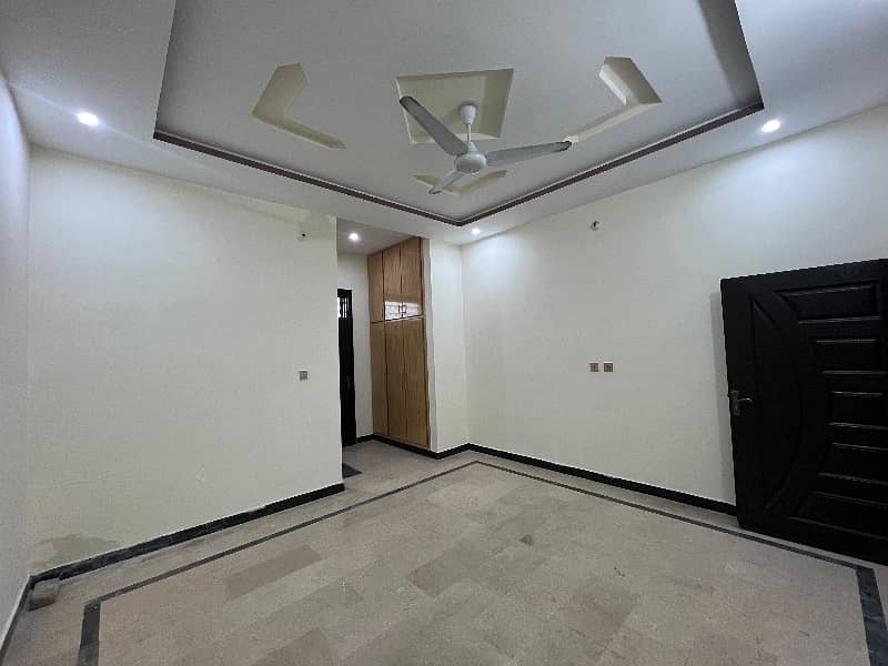 Upper portion available for Rent G-14/4 Contact: 03477163075 4