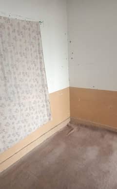 Room for Rent G/11/4