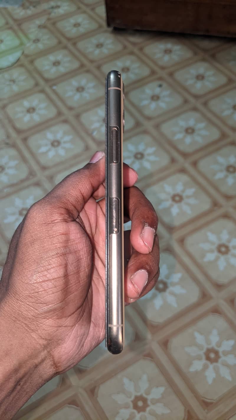 Iphone 11 pro Jv non PTA 4