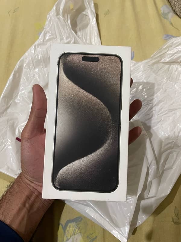 IPHONE 15 PRO MAX 256GB HK NATURAL TITANIUM 8