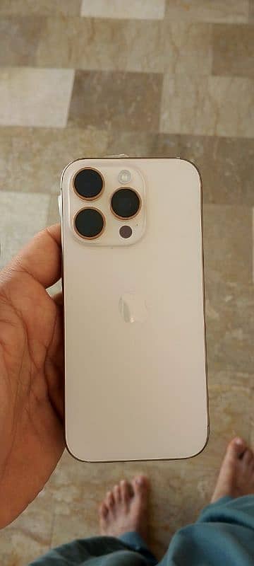 i phone 16 pro 6