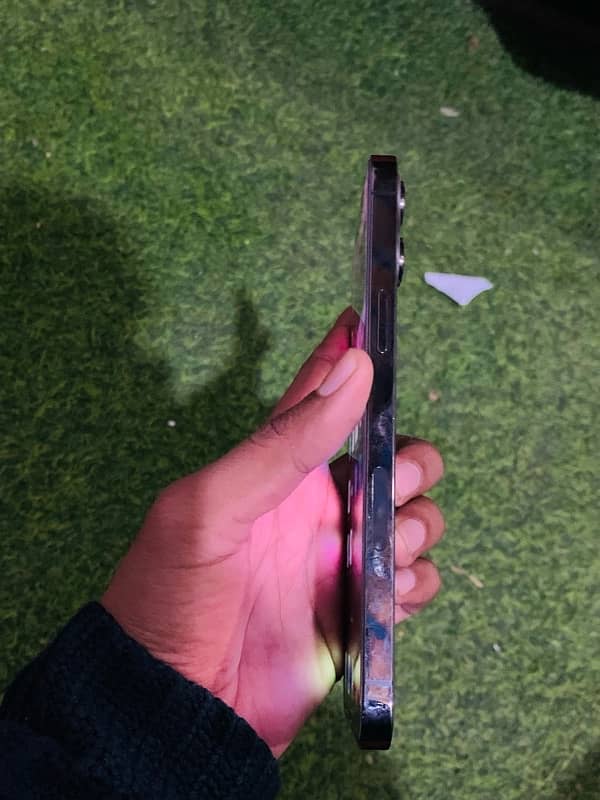 iphone 12 pro max 128gb factory unlock need cash arrgent sall 5