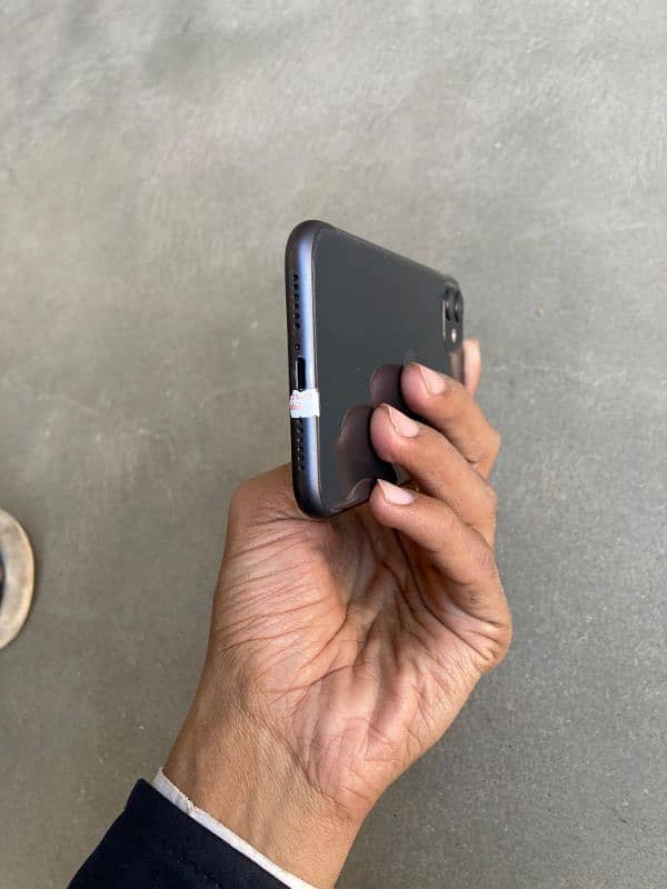 iPhone 11 JV urgent sell 4