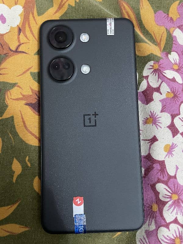 OnePlus ace 2v 12